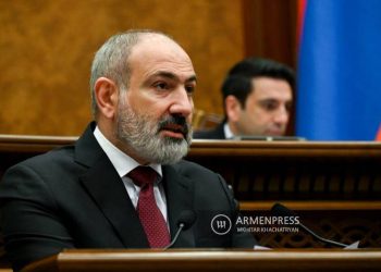 Пашинян ответил на обвинения в том, что он не обсуждал переговорный процесс по Нагорному Карабаху с прежними властями