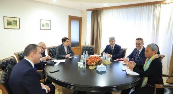 Министр экономики Армении и глава Агентства развития и сотрудничества Швейцарии коснулись привлечения инвестиций в РА