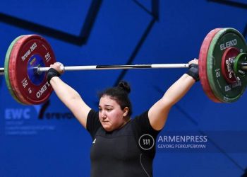 Тяжелоатлетка Джульетта Аванесян заняла 9-е место на чемпионате Европы