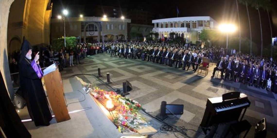 В этот решающий миг нашей истории императивом является общенациональная консолидация: Католикос Арам I