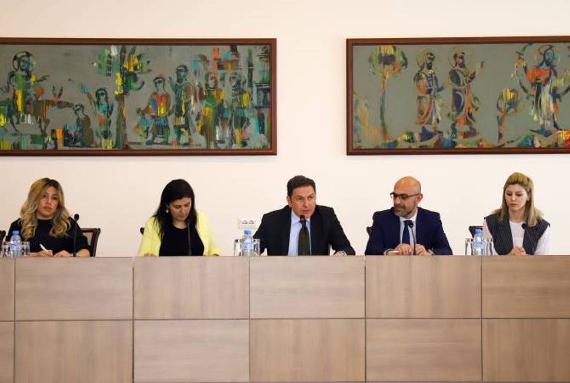 Замглавы МИД Армении представил аргентинской делегации текущую ситуацию вокруг нагорно-карабахского конфликта