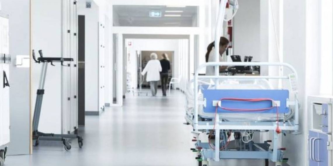 Из-за установления незаконного КПП в Лачинском коридоре отменена перевозка 28 пациентов в Армению