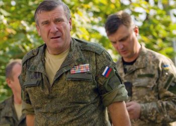 МО РФ подтвердил назначение Ленцова на должность командующего РМК