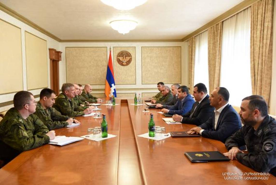 Президент Арцаха принял новоназначенного командующего российскими миротворческими силами