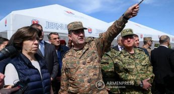 Эдвард Асрян представил министру иностранных дел Франции последствия военной агрессии Азербайджана против Армении
