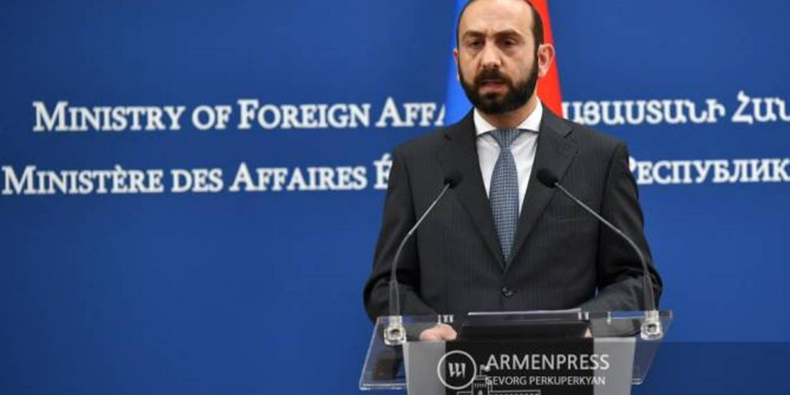 Главным в урегулировании явлается необходимость решить все вопросы без применения силы или угрозы силы: министр ИД Армении