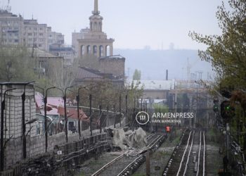 Метрополитен работает в чрезвычайном режиме: поезда перешли на одностороннее движение