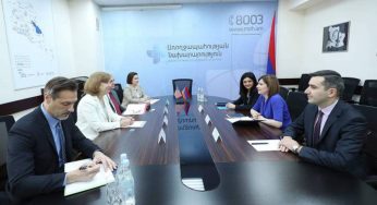 Посол США высоко оценила прогресс в сфере здравоохранения Армении