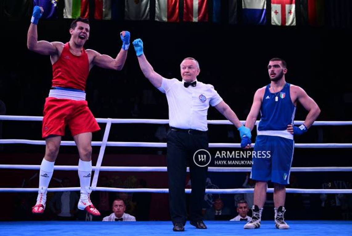 Боксер Давид Симонян стал золотым призером чемпионата Европы