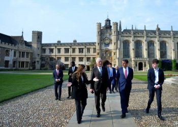 Президент Армении по приглашению британской стороны примет участие в церемонии коронации короля Карла III