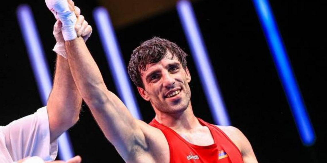 Ованнес Бачков победил турецкого спортсмена во втором поединке на ЧМ