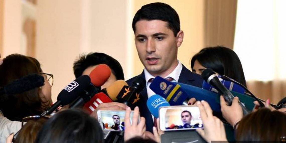 В дни 44-дневной войны в армии действовала «пятая колонна». Кярамян