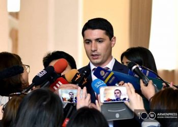 В дни 44-дневной войны в армии действовала «пятая колонна». Кярамян