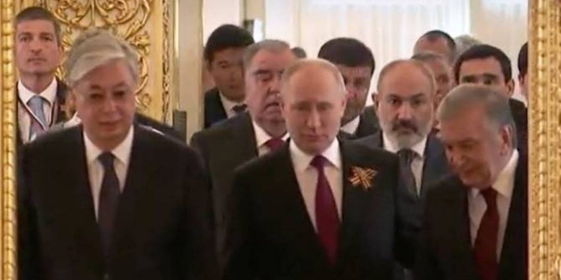 Путин провел в Кремле неформальный завтрак с Пашиняном и лидерами других стран СНГ