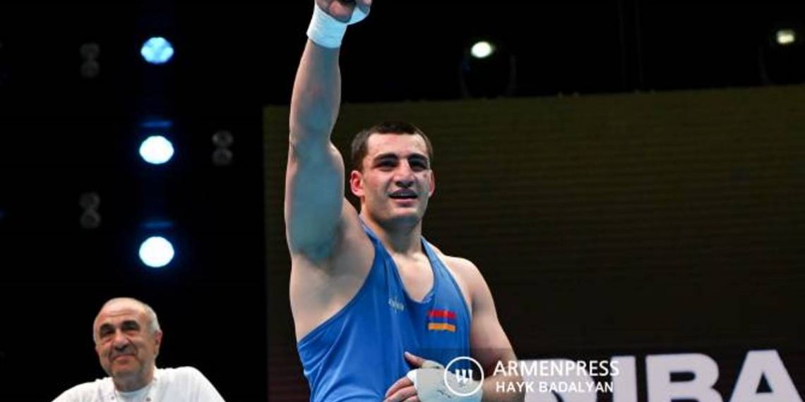 Нарек Манасян в полуфинале чемпионата мира по боксу
