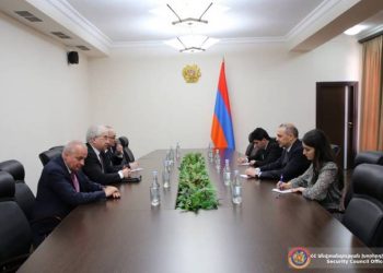 Лачинский коридор должен быть открыт: российский сопредседатель МГ ОБСЕ секретарю Совбеза Армении