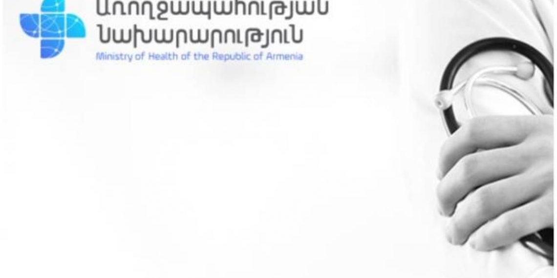 Это противоречит даже законам войны: Минздрав Армении осудил атаку Азербайджана на машину скорой помощи