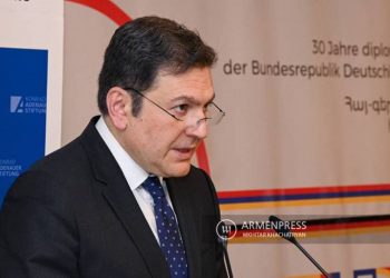 Участие глав Франции и Германии во встрече в Кишиневе может иметь положительное влияние: замминистра ИД Армении