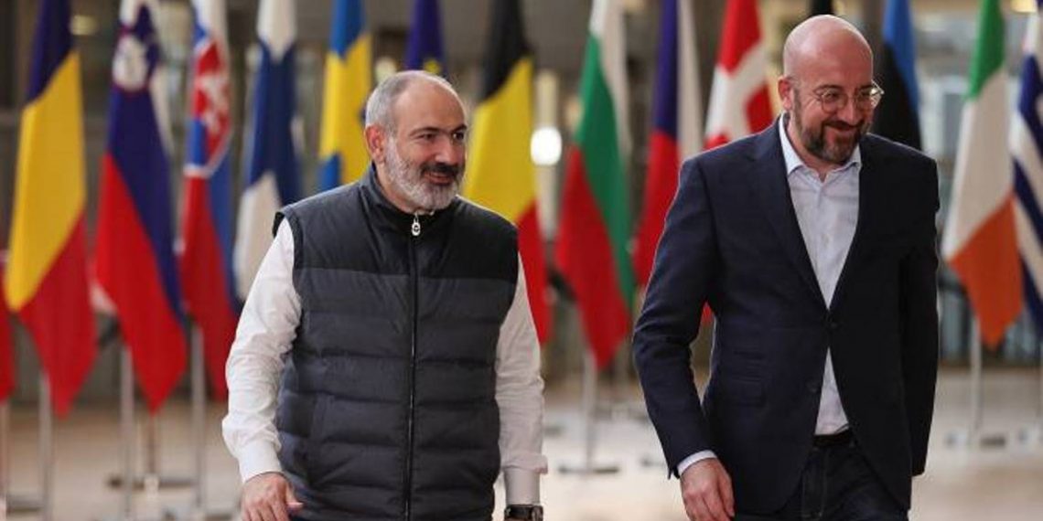 Пашинян и Мишель подчеркнули важность встречи в Кишшаиневе с участием Макрона и Шольца