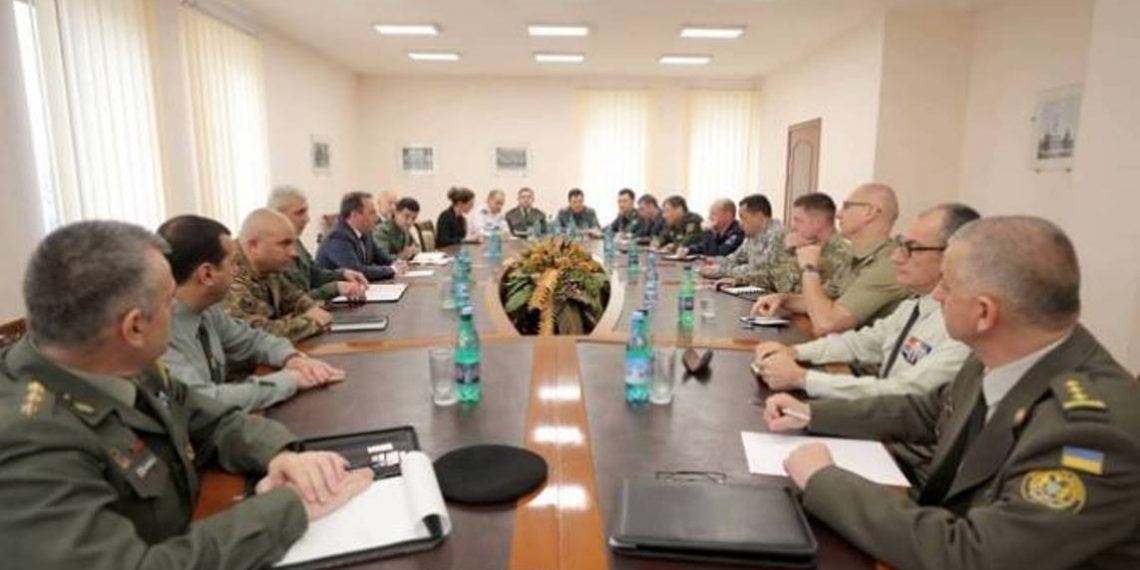 Цели Азербайджана полностью провалились. МО Армении представило послам последствия провокации 11-12 мая