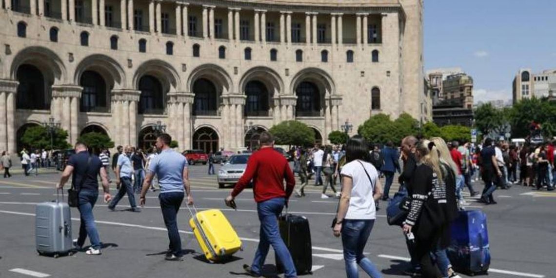 Работающие в Армении граждане РФ способствовали экономическому росту страны: Пашинян