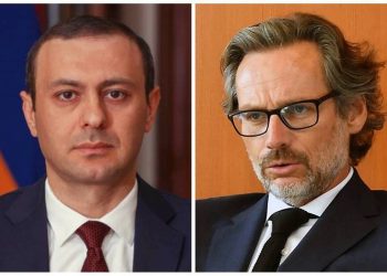 Секретарь Совбеза Армении провел телефонный разговор с советником канцлера ФРГ по внешней политике и безопасности