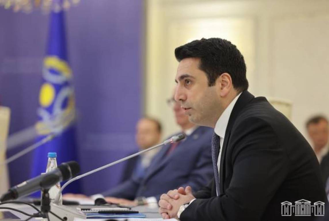 Спикер НС Армении призвал государства-члены ОДКБ выражать четкую позицию без предвзятых политических предпочтений