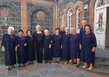 Объединили любовь к пению и желание не сидеть дома