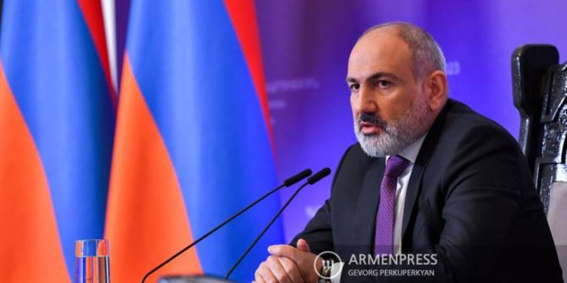 До подписания заявления от 9 ноября армянская сторона убрала из документа пункты об анклавах и коридоре: Пашинян