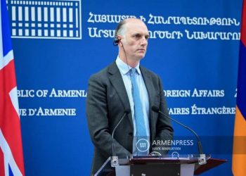 Госминистр Великобритании заявил, что поднимал в Баку вопрос о разблокировании Лачинского коридора