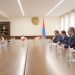 Министр обороны Армении представил послу Франции ситуацию на армяно- азербайджанской границе