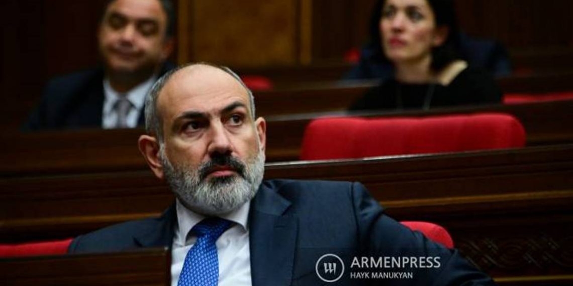 Премьер-министр призвал коллег из Арцаха с готовностью подойти к повестке формирования диалога Баку-Степанакерт