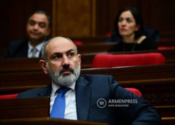 Премьер-министр призвал коллег из Арцаха с готовностью подойти к повестке формирования диалога Баку-Степанакерт