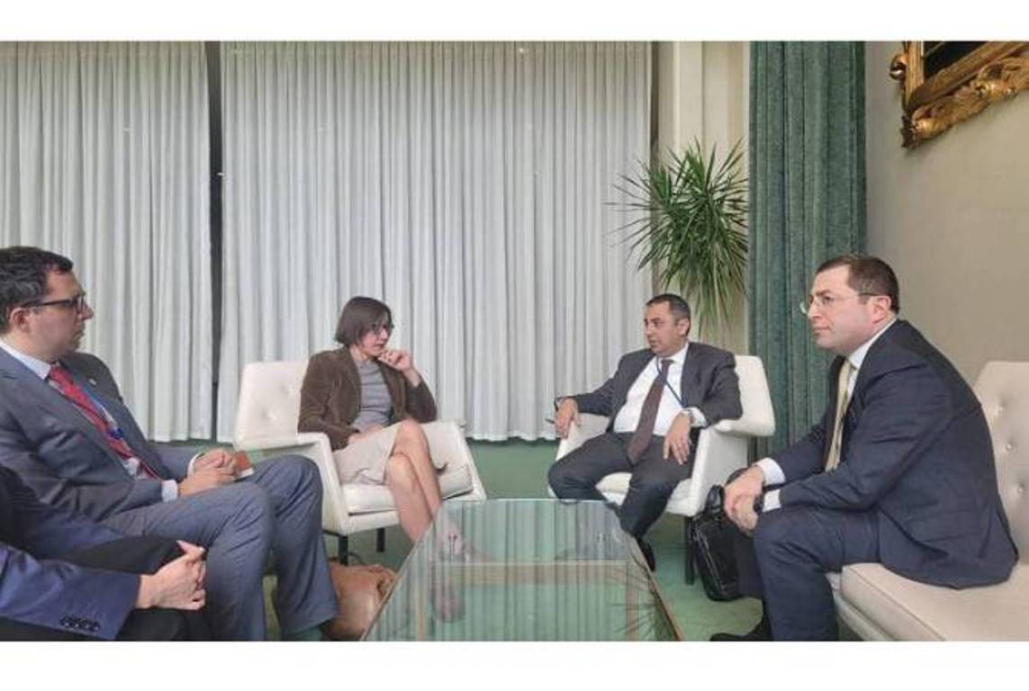 Заместитель министра иностранных дел Армении встретился в Нью-Йорке с председателем МККК