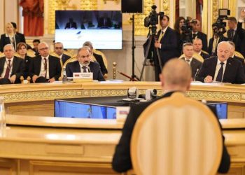 Премьер принял участие в заседании ЕАЭС: Пашинян отреагировал на “коридорный” дискурс президента Азербайджана