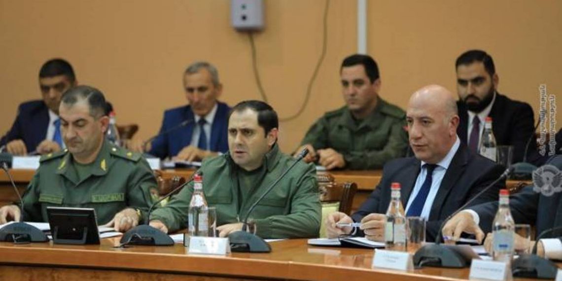 Сурен Папикян провел заседание Kоллегии при министре обороны Армении