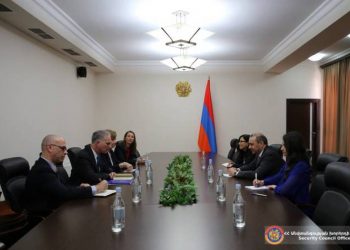 Секретарь Совбеза Армении и сопредседатель МГ ОБСЕ от США обсудили вопросы, касающиеся Нагорно-Карабахской проблемы
