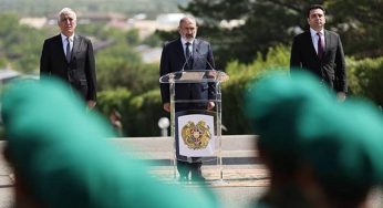 Высшее руководство Армении посетило Мемориальный комплекс Сардарапата по случаю Праздника Республики
